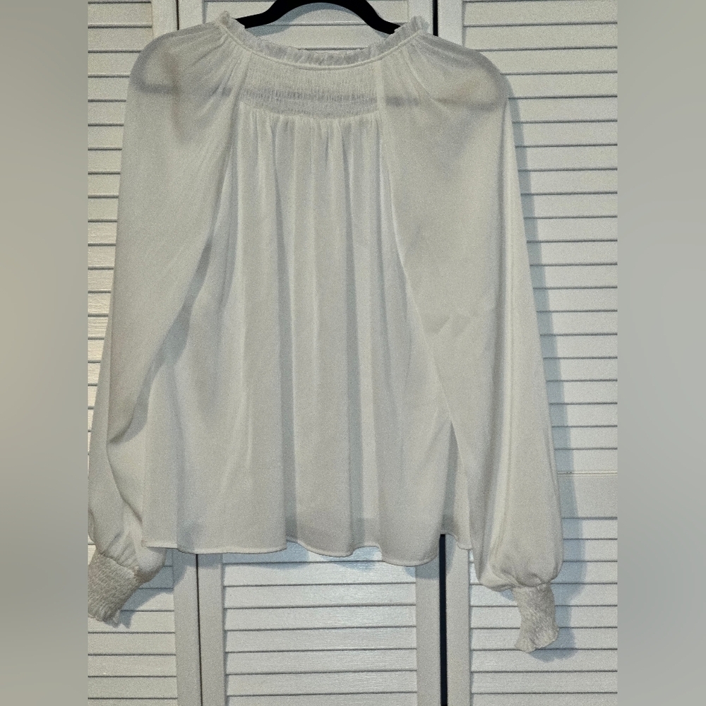 Glam White Ruffle Long Sleeve Blouse Women’s Small NWOT - Picture 2 of 4